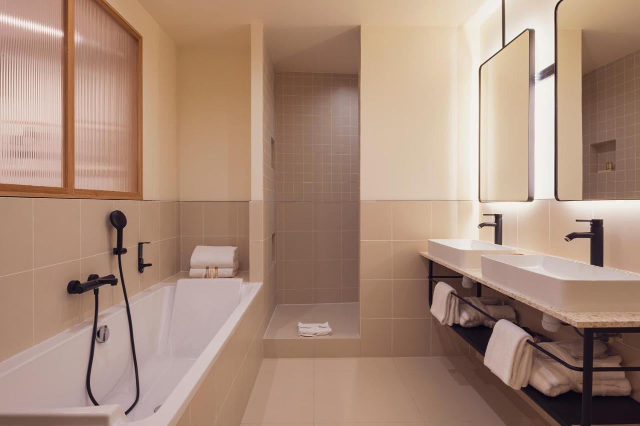 Tinah Paris, Champs Elysees Ngoại thất bức ảnh